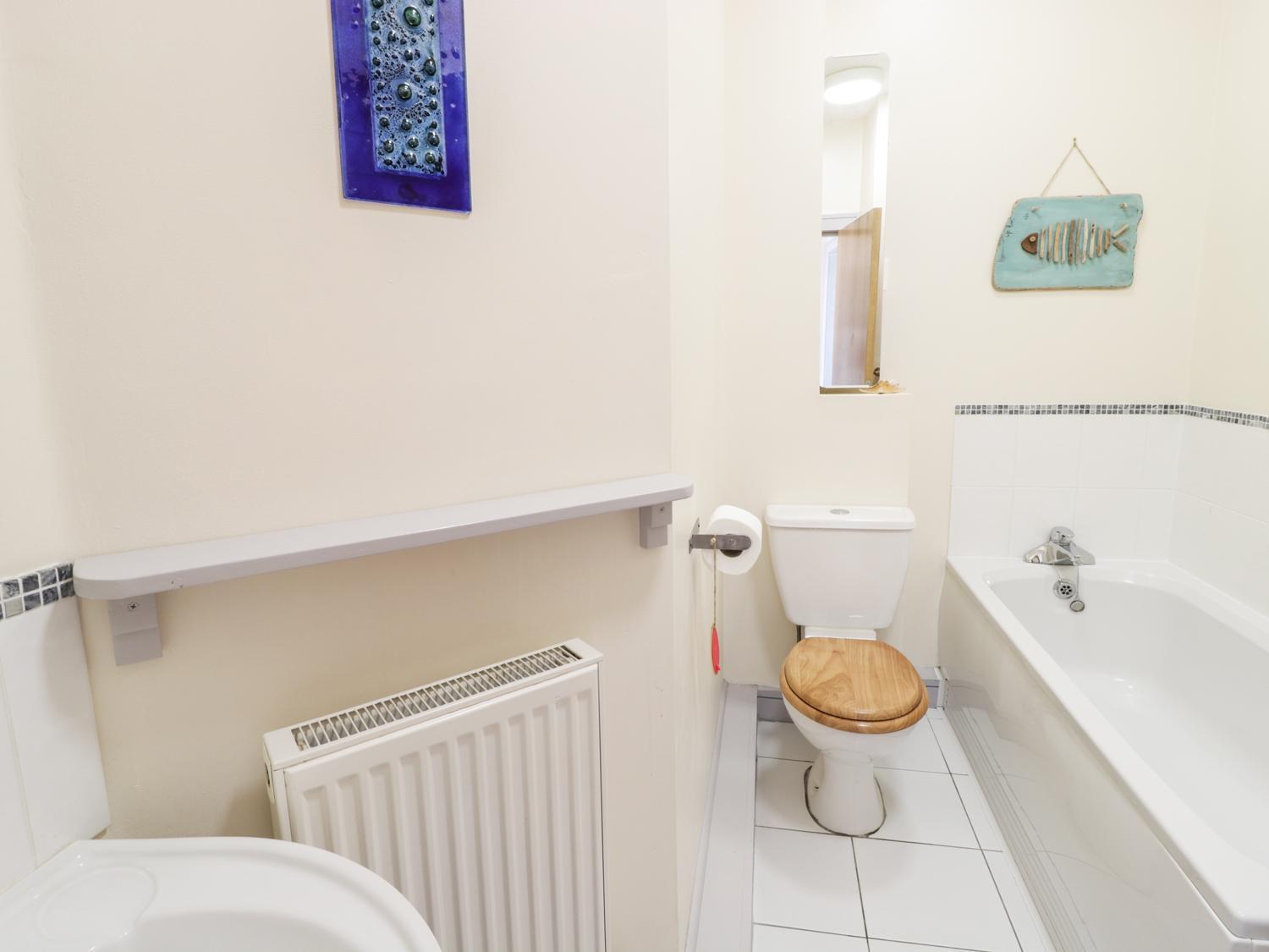 12 West End Point Apartment Пълхели Екстериор снимка