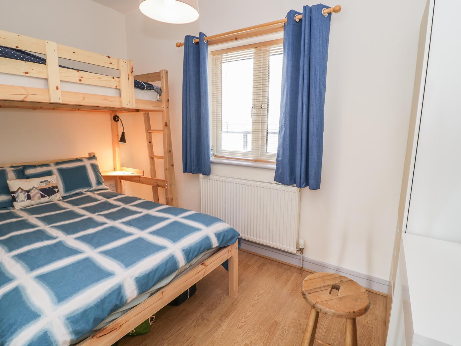 12 West End Point Apartment Пълхели Екстериор снимка