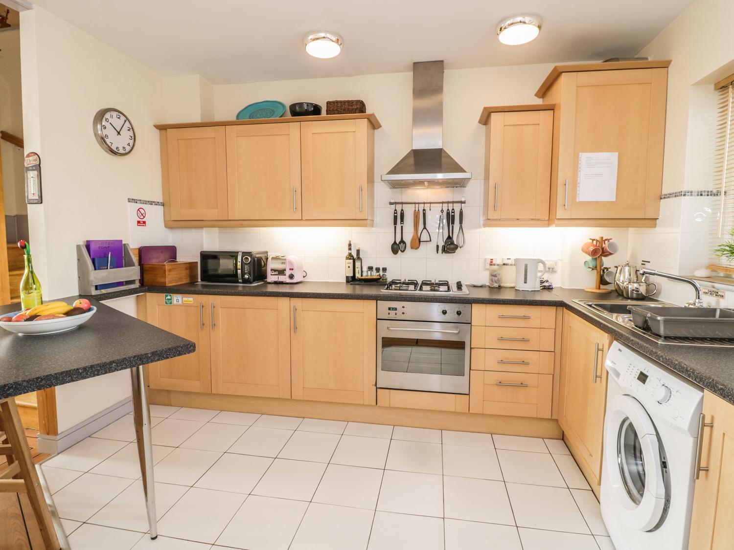 12 West End Point Apartment Пълхели Екстериор снимка